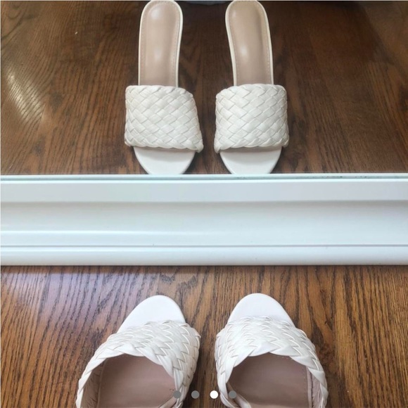 NWOT Shein beige braided stiletto heeled mule sandals
7.5 US - Picture 3 of 4